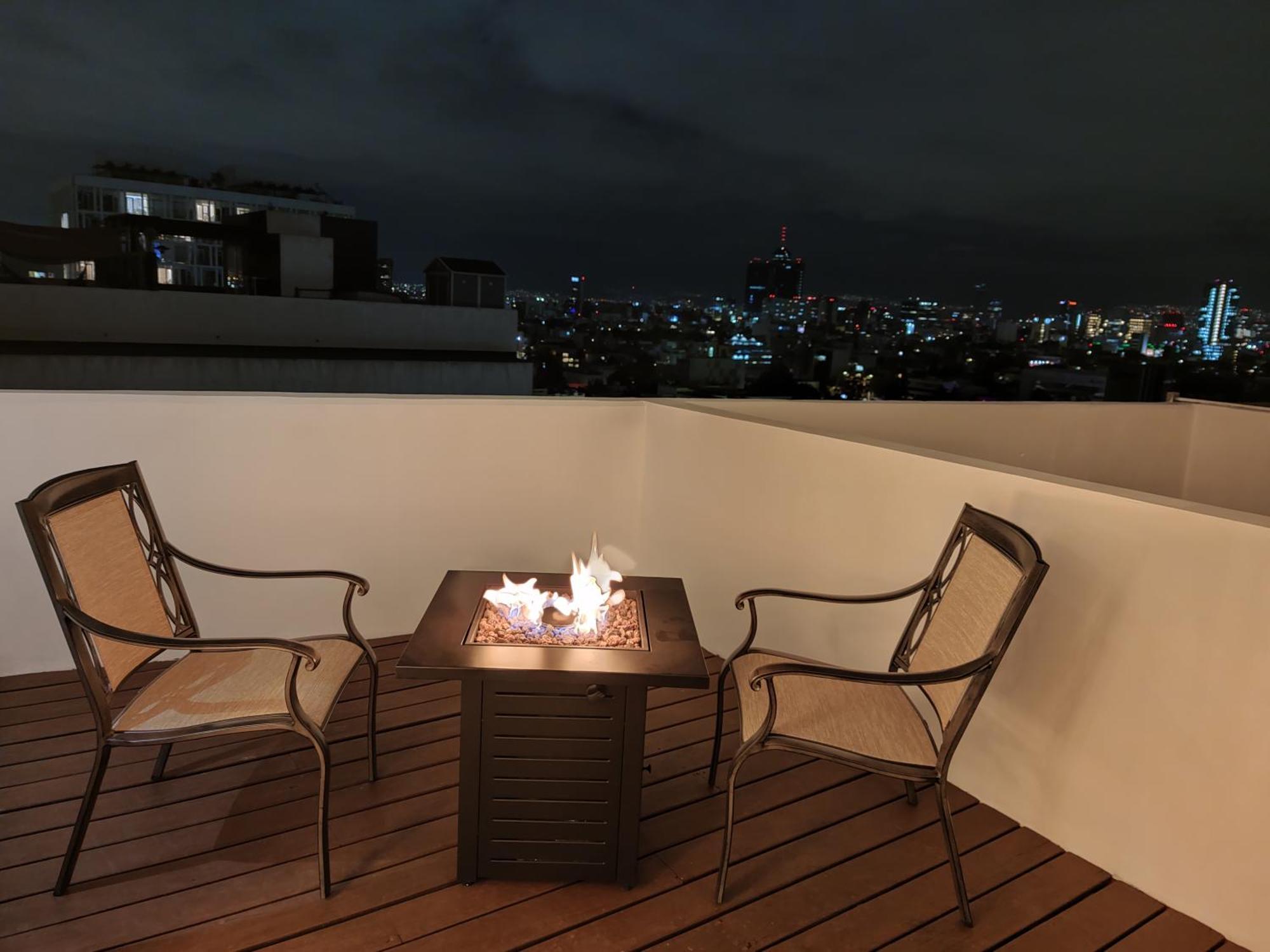 View Penthouse Private Rooftop, Wi-fi 500mbps, Air Conditioning, Grill, Pool And Gym *